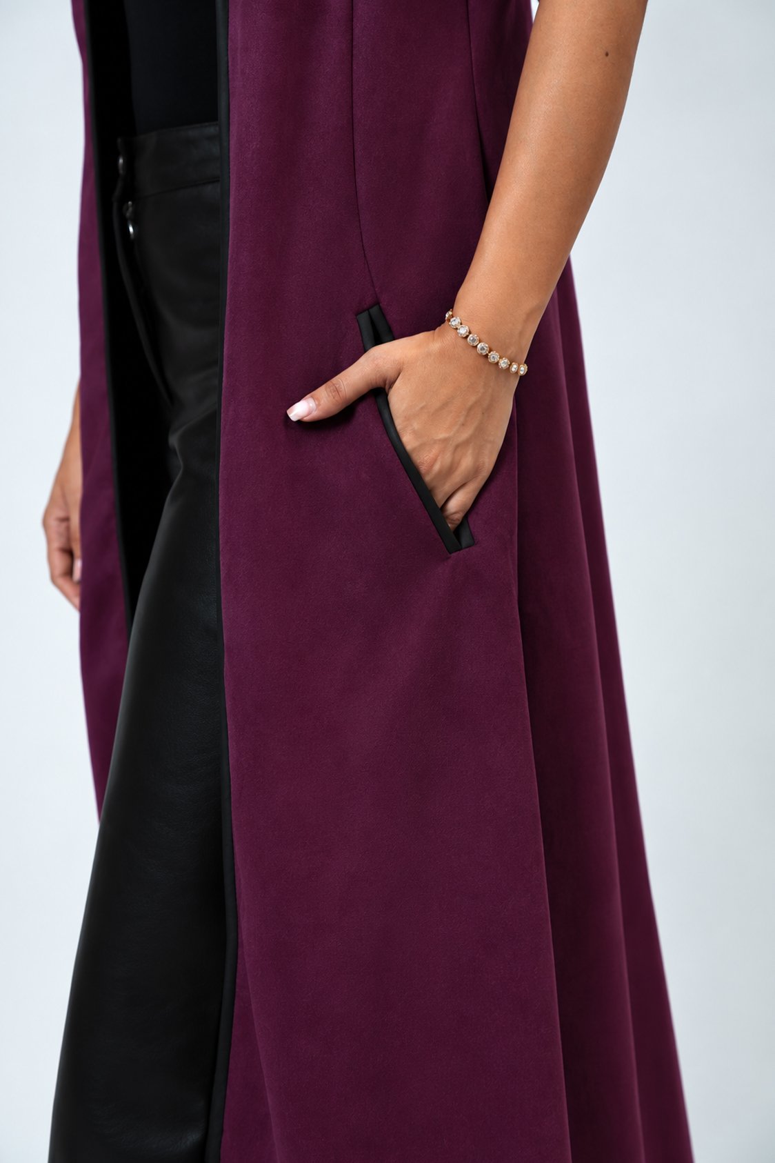 Plum Muse - Image 3